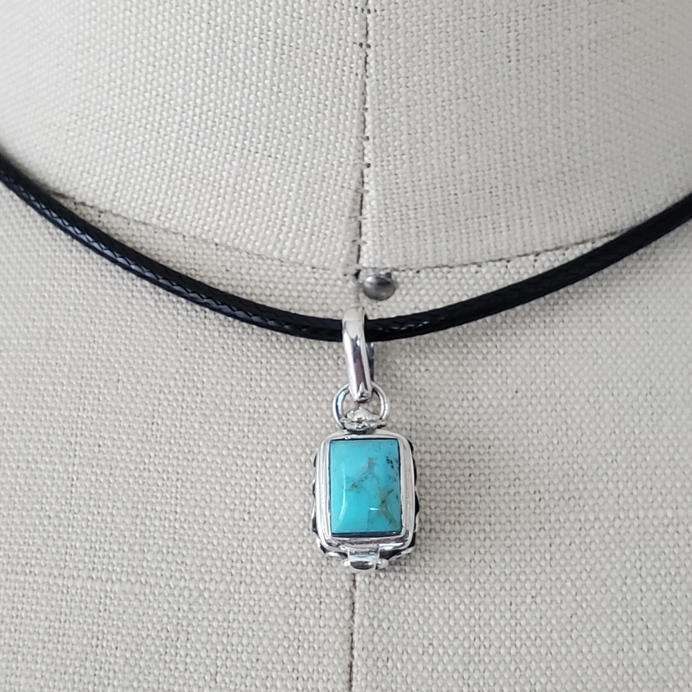 Natural Kingman Blue Mohave Turquoise Set in Sterling Silver Poison Pendant, NWT - Picture 2 of 14